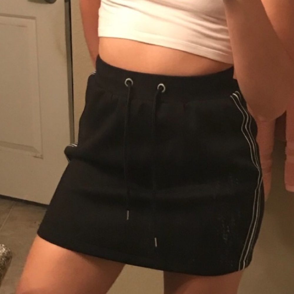 draw string racer skirt